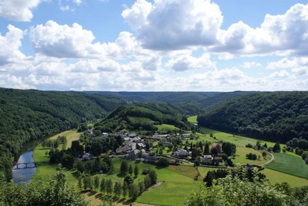 L'Oiseau D'Eau Villa Bouillon Luaran gambar